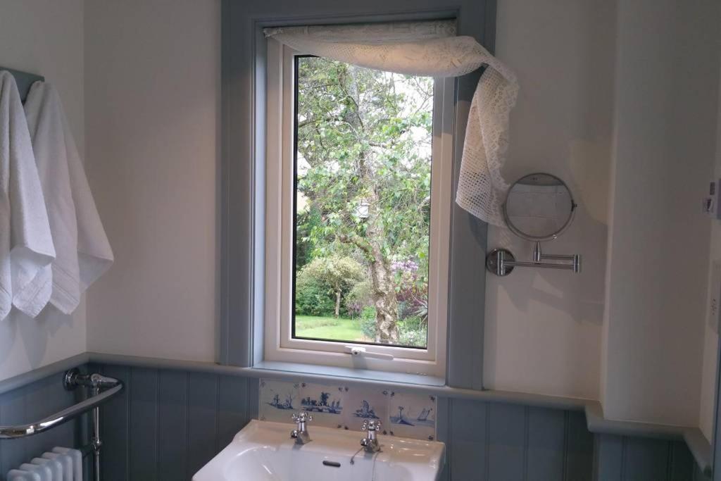 Saint Tudy Horsna Parc Retreat Bed & Breakfast エクステリア 写真