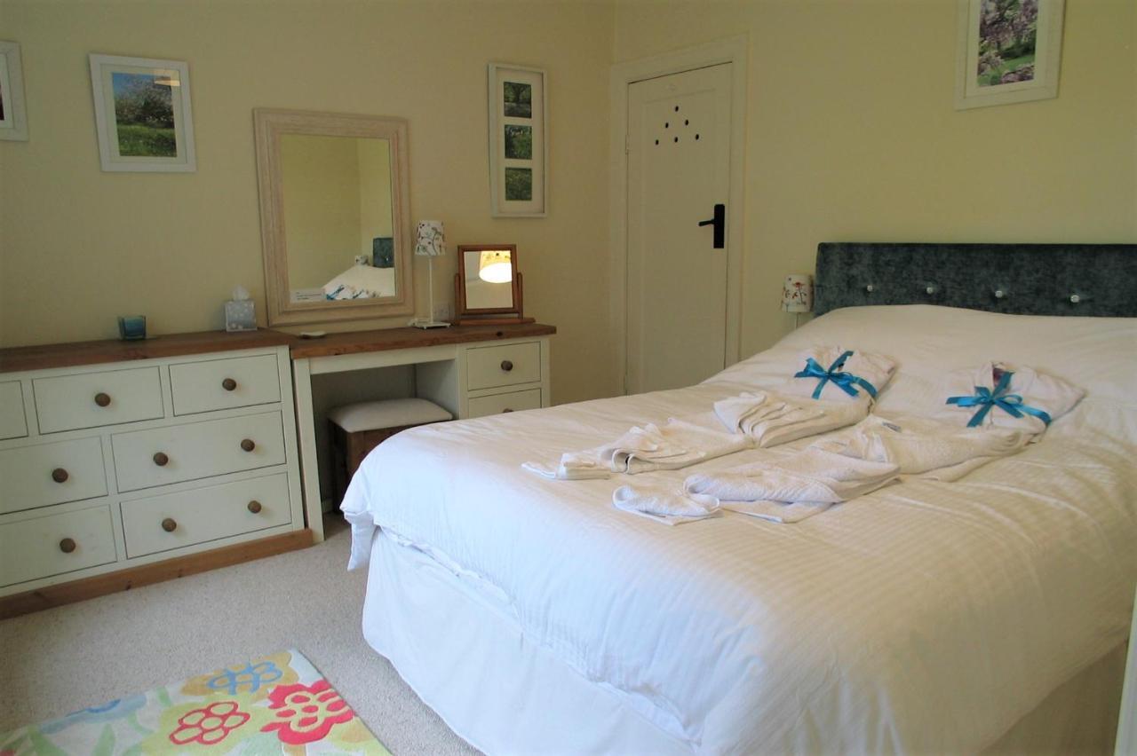 Saint Tudy Horsna Parc Retreat Bed & Breakfast エクステリア 写真