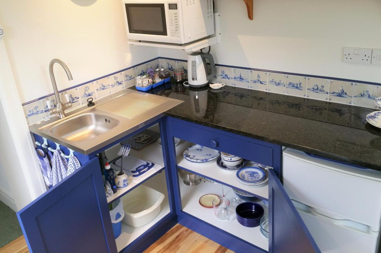Saint Tudy Horsna Parc Retreat Bed & Breakfast エクステリア 写真